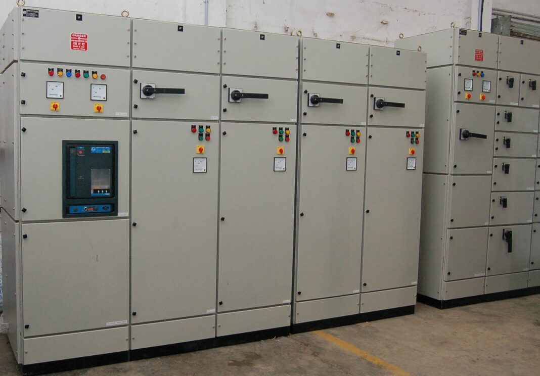 Understanding the Role of an Industrial Control Panel Manufacturer Dubai